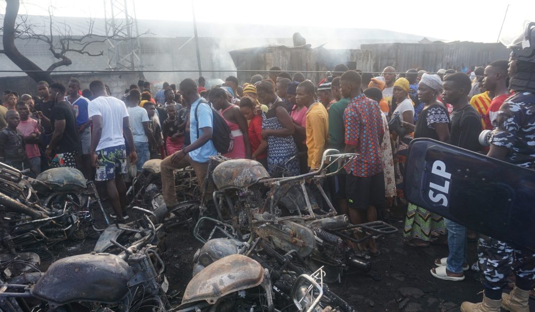 Fuel tanker blast in Sierra Leone capital causes deaths, injuries | News | Al Jazeera