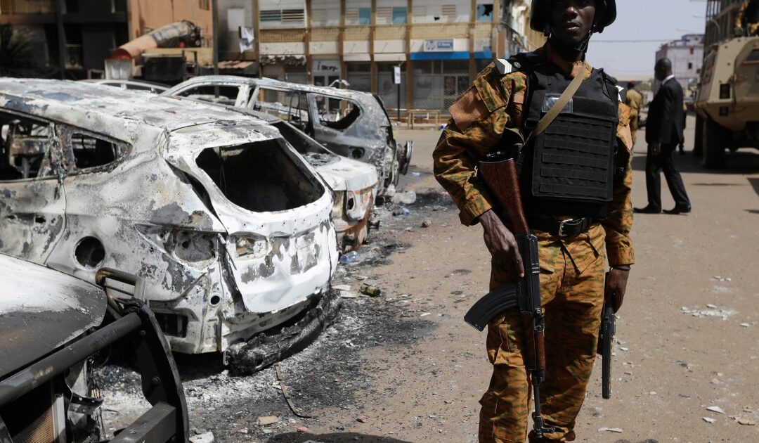 Burkina Faso: 14 days to evacuate before vast army operation | News | Al Jazeera