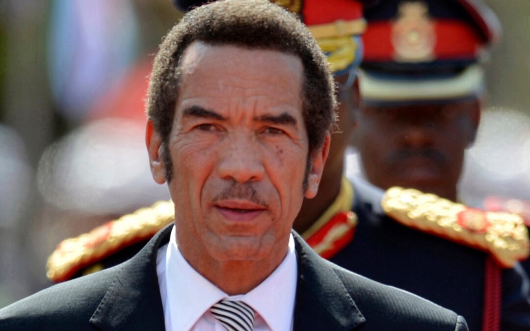 Ex-Botswana President Khama to challenge arrest warrant: Lawyer | News | Al Jazeera
