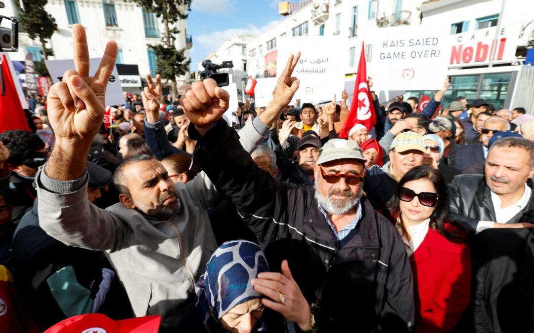 Tunisia: Anti-gov’t protests take place on revolution anniversary | Arab Spring News | Al Jazeera