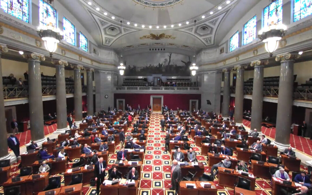 Missouri Democrats Slam “Racism” After GOP House Speaker Silences Black Lawmakers | Democracy Now!