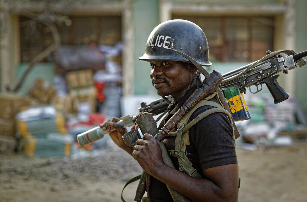 More than 40 killed in Nigeria as gunmen and vigilantes clash | Politics News | Al Jazeera