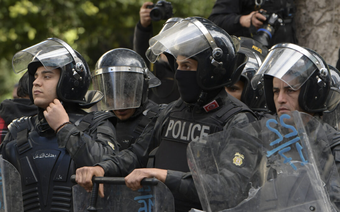 Tunisia police arrest prominent figures as crackdown continues | Politics News | Al Jazeera