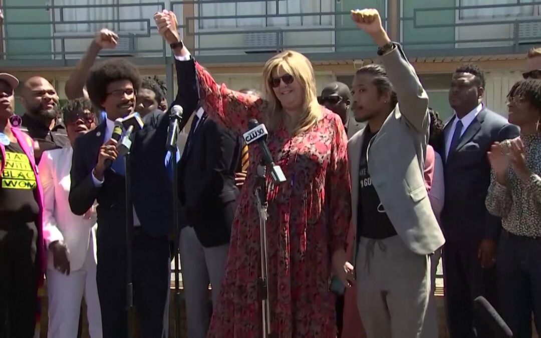 “Not Giving Up”: Expelled Black Tennessee Lawmakers Are Reinstated as Movement for Gun Control Grows | Democracy Now!
