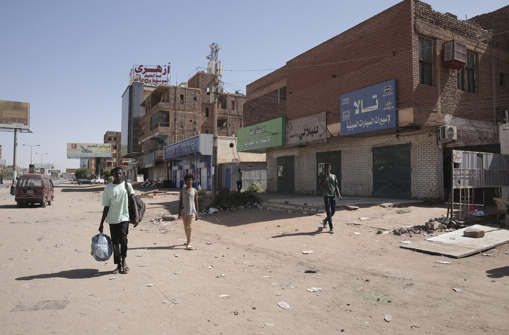 US preparing for possible evacuation of embassy staff in Sudan | Conflict News | Al Jazeera